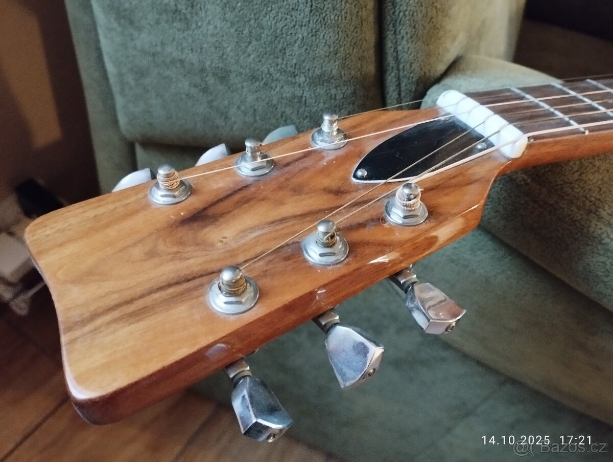 Akustická koncertní kytara - 5