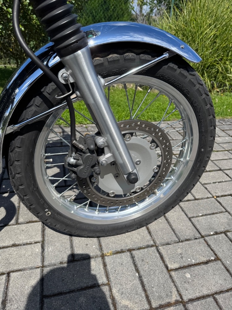 Kawasaki W 800 13tKmNavi - 5