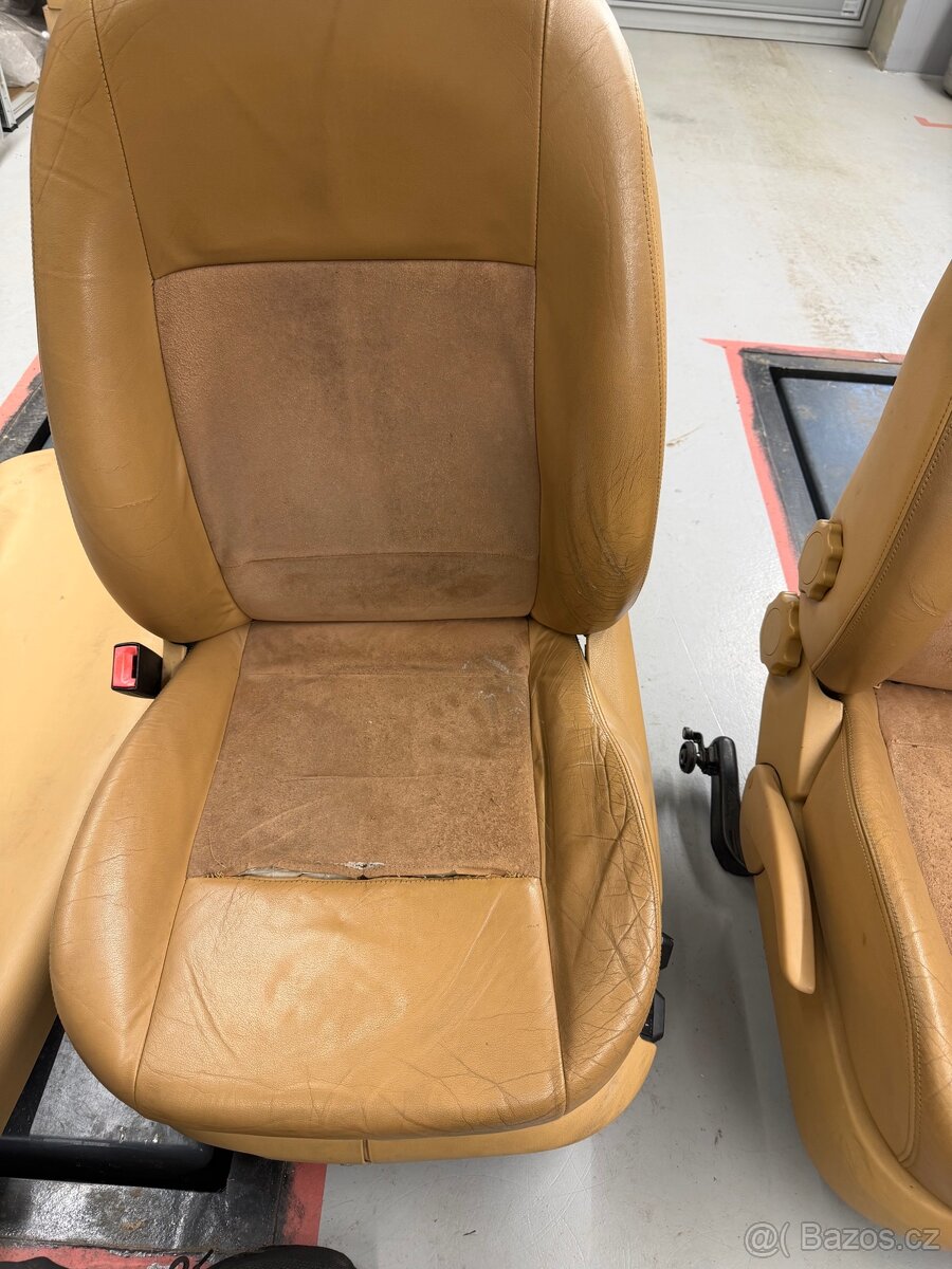 Sedačky Laurin a Klement L&K Octavia 1 - 5