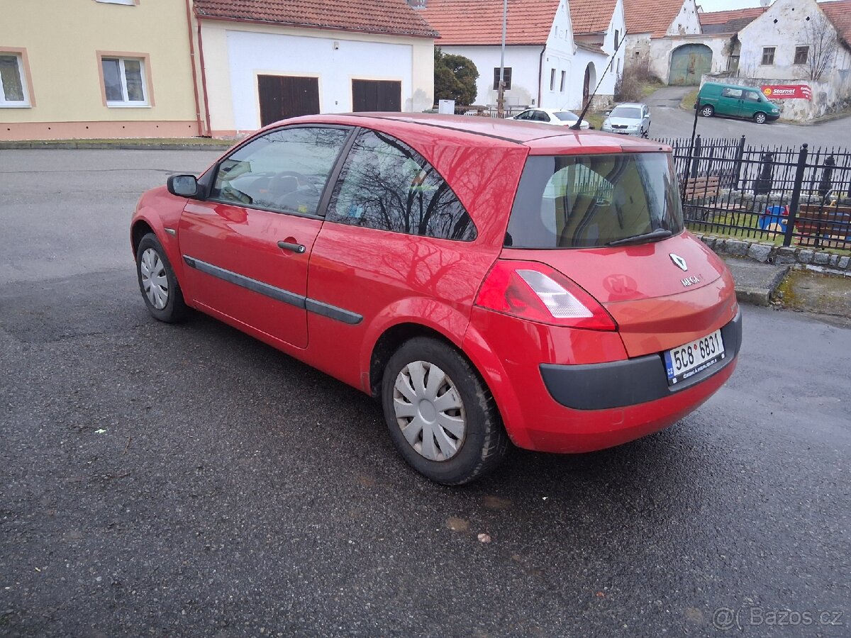 Renault Megane 1.4 16V - 5