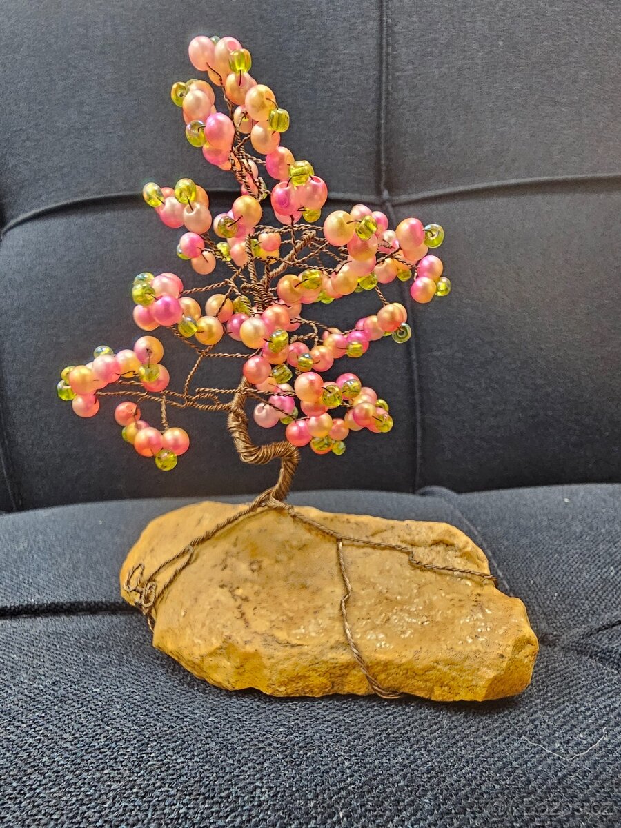 trom života drátovaný na kameni - řemeslná ruční výroba350 - 5