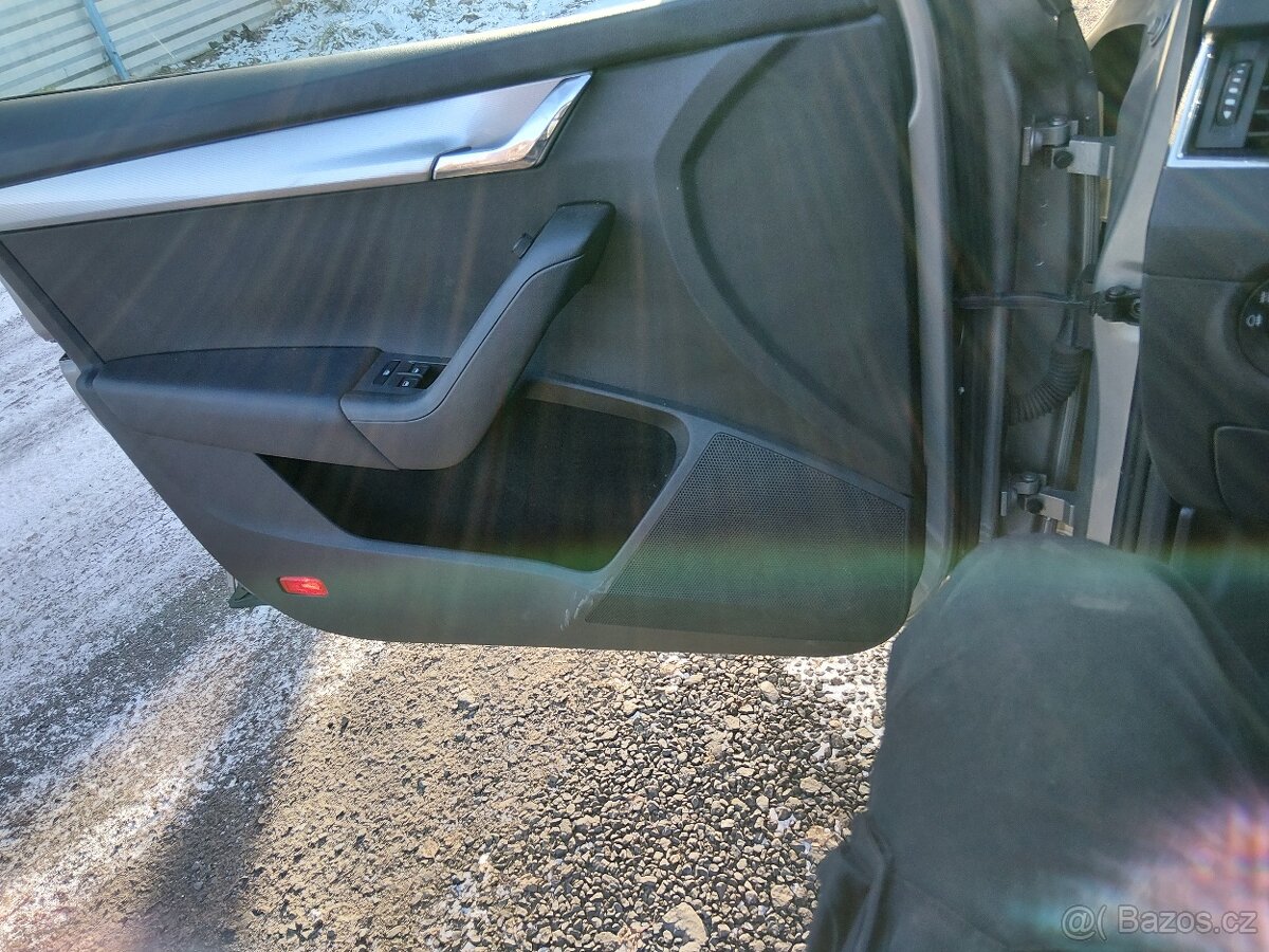 Škoda octavia 3 1.6 tdi 77kw - 5