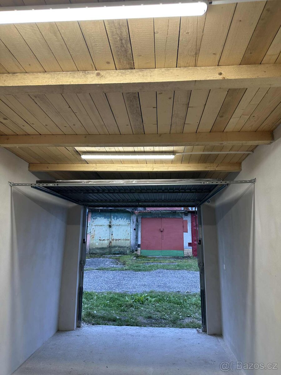 Soubor 9 garáží - 5