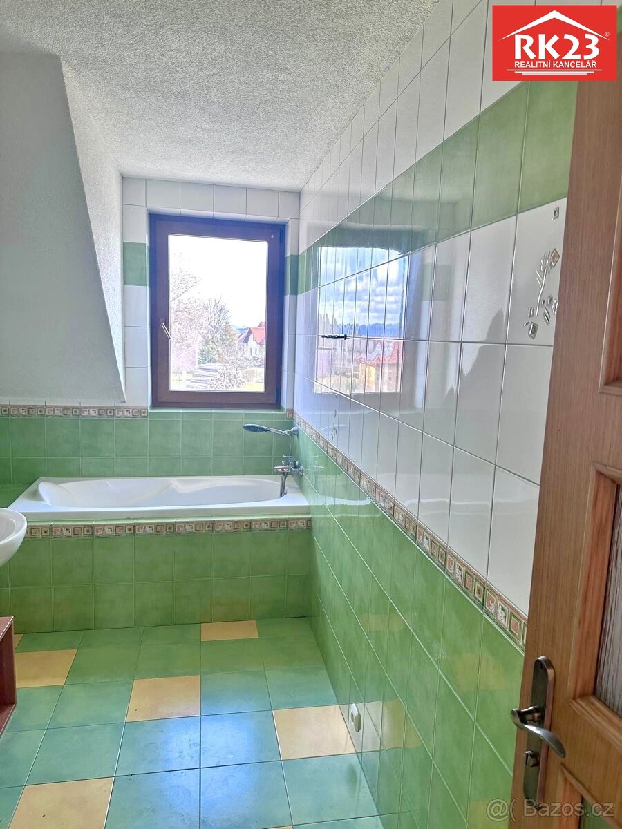 Pronájem, Byt 2+kk, Drmoul, ev.č. 02027 - 5