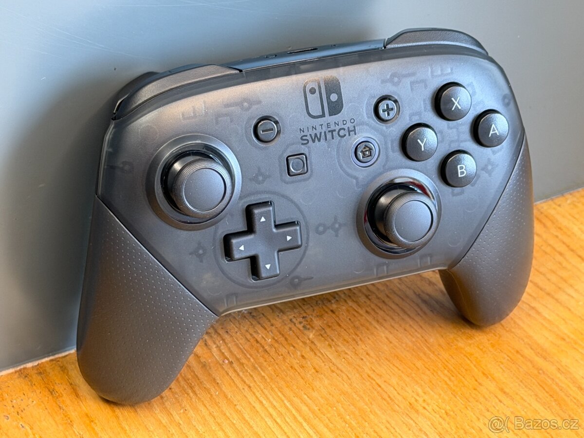 Nintendo Switch Pro Controller - NOVÝ - 5