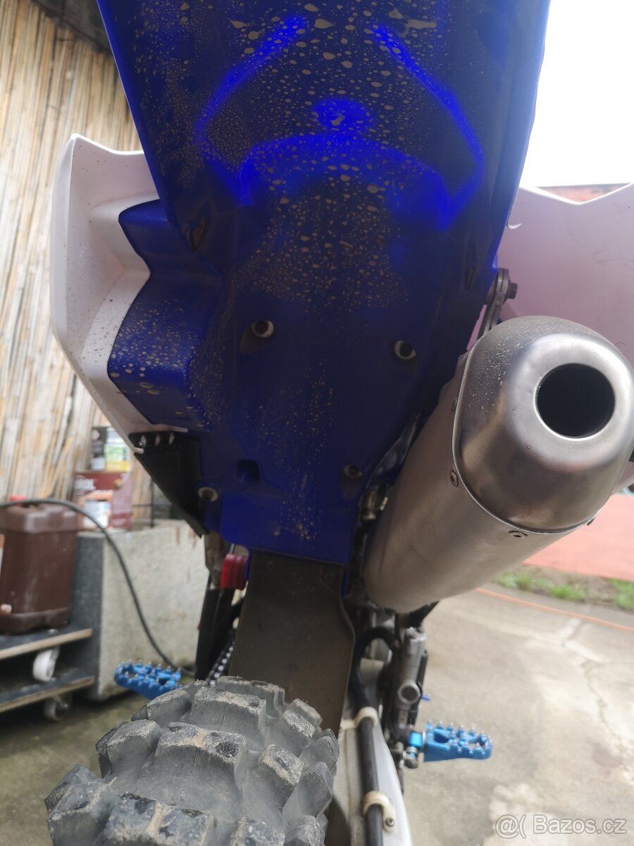 Yamaha yz 250f 2019 se startérem.