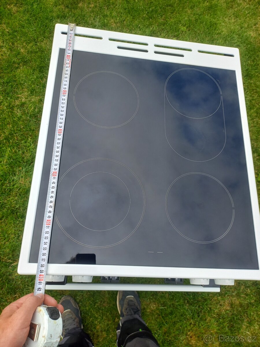 Sklokeramický sporák Gorenje Advanced GECS5C70WA - 5