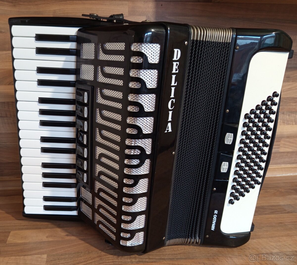 Akordeon (harmonika, heligonka) Delicia Arnaldo TOP stav - 5