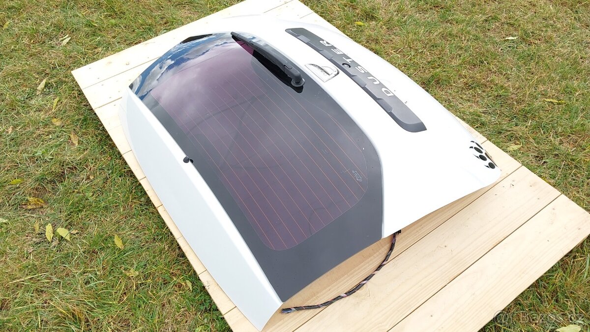 DACIA DUSTER 1 – DVEŘE KUFRU BÍLÉ - 5