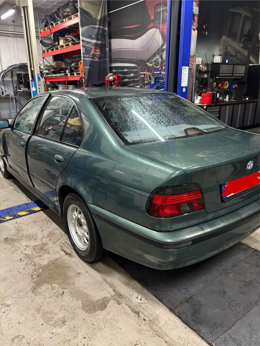 E39 528i náhradní díly - 5