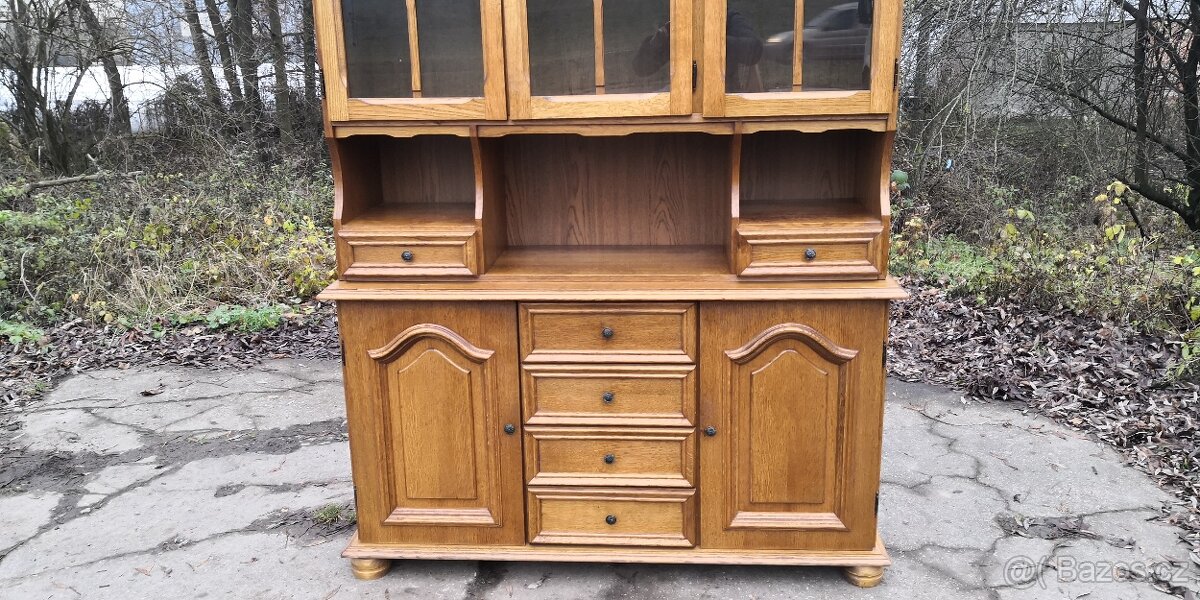 Masivní rustikální příborník - 5