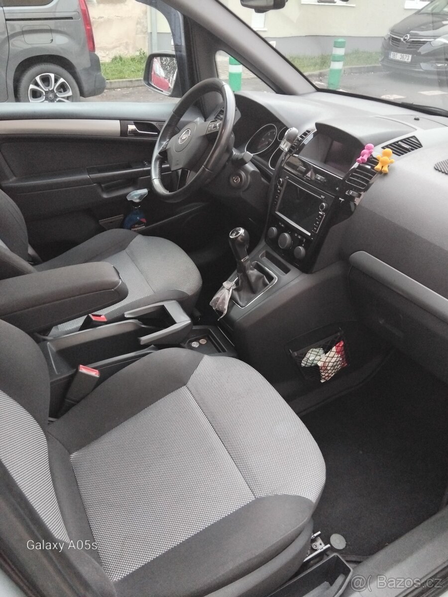 Opel Zafira - 5
