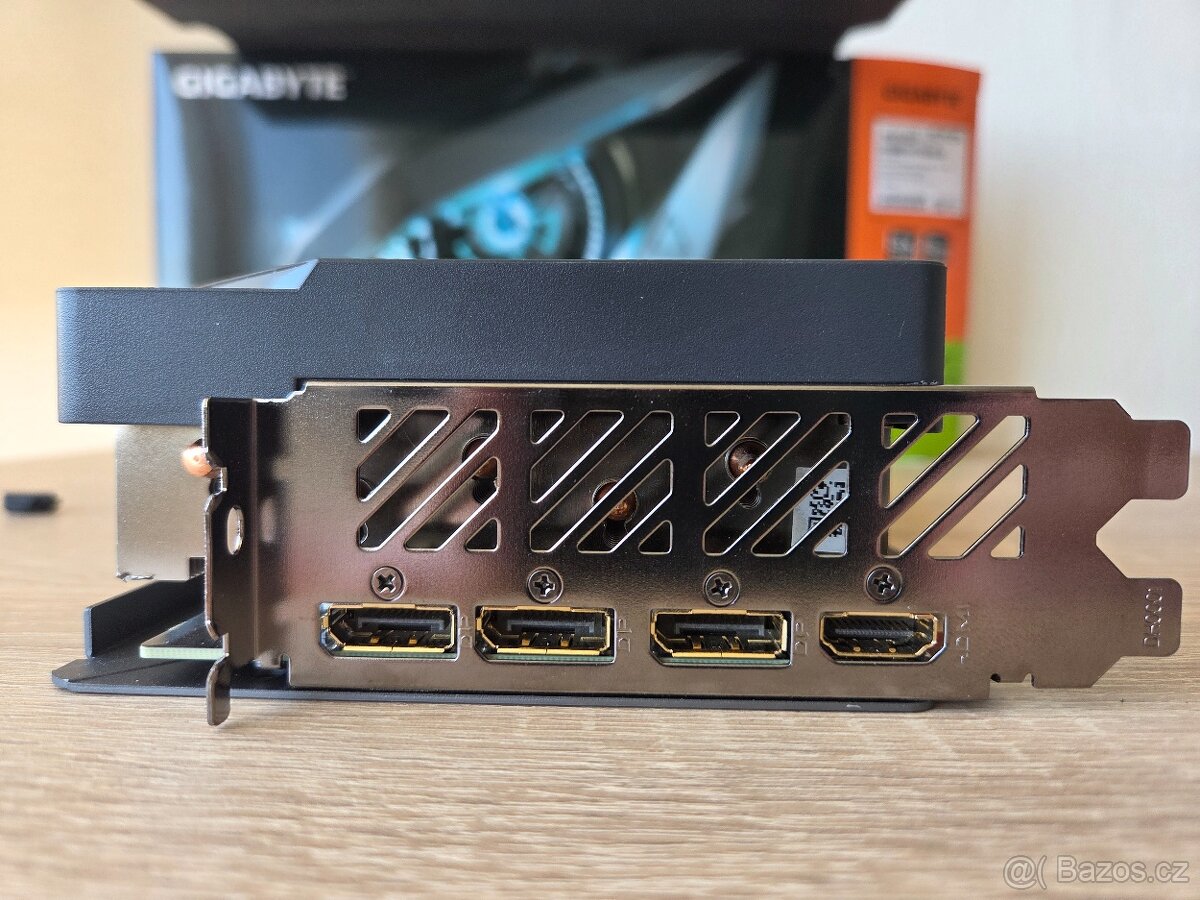 GIGABYTE GeForce RTX 4070 Ti EAGLE OC 12G - 5