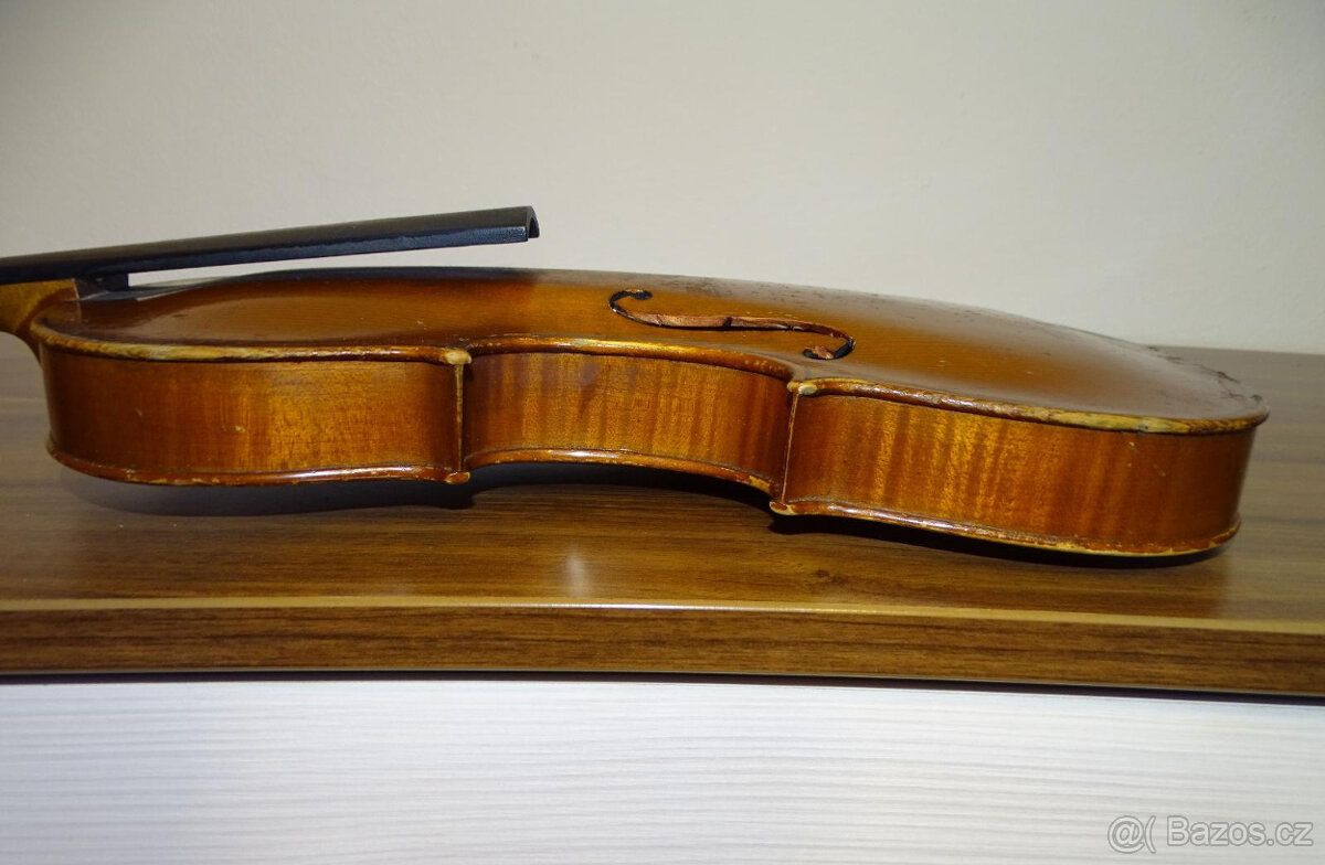 4/4 HOUSLE značené FRANCOIS CLAUDOT - k renovaci - 5