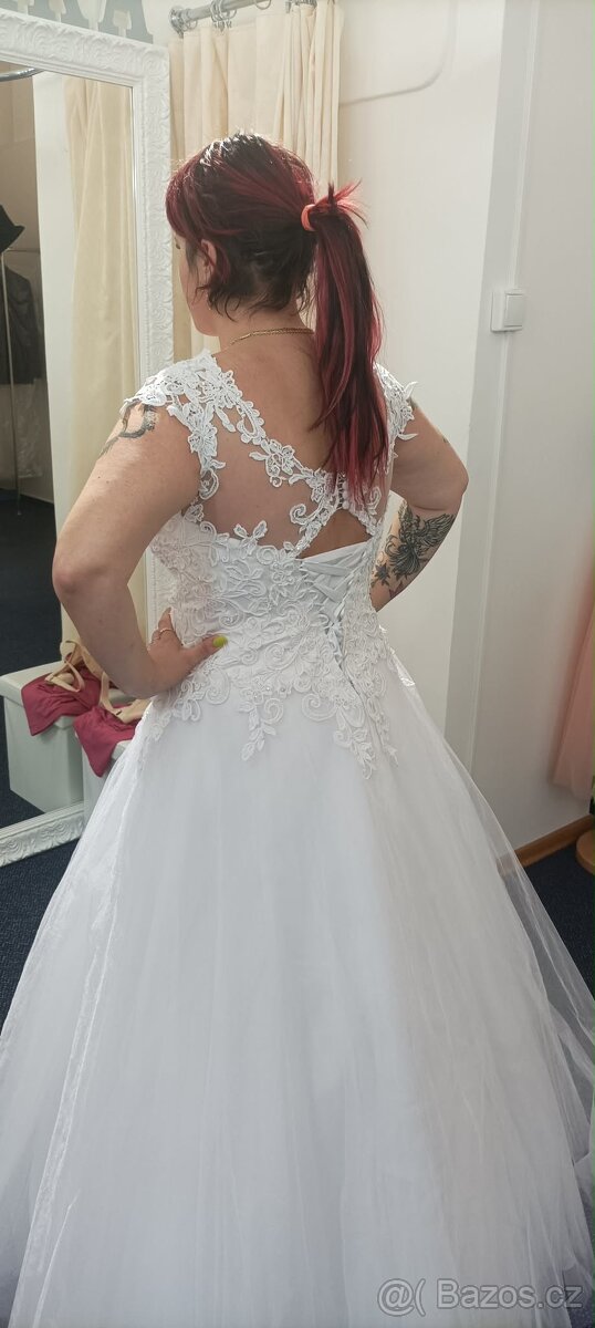Prodám svatební šaty - 5
