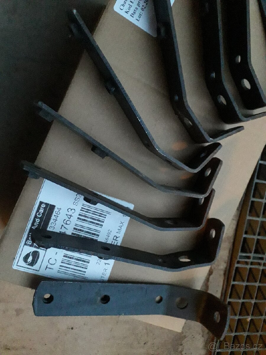 Držák predního nárazníku Š105- Š120 chrom.narazniky - 5