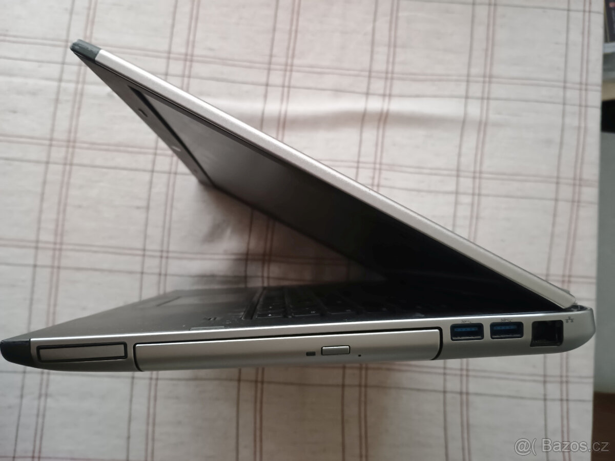 notebook Dell Vostro 3560 s novým Windows 10 - 5