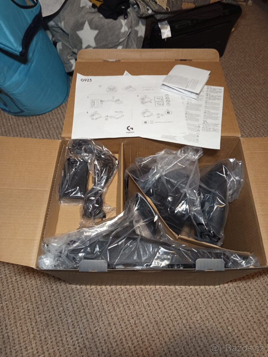 volant Logitech G923 (Xbox/PC) - 5