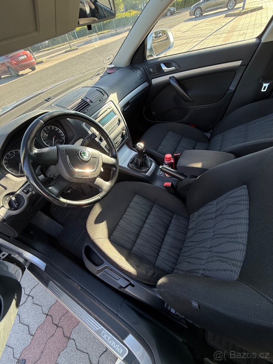 Škoda Octavia 1.6 TDI - 5