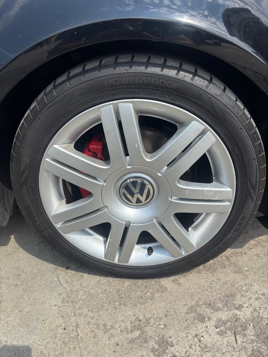 VW Phoenix R17 - 5
