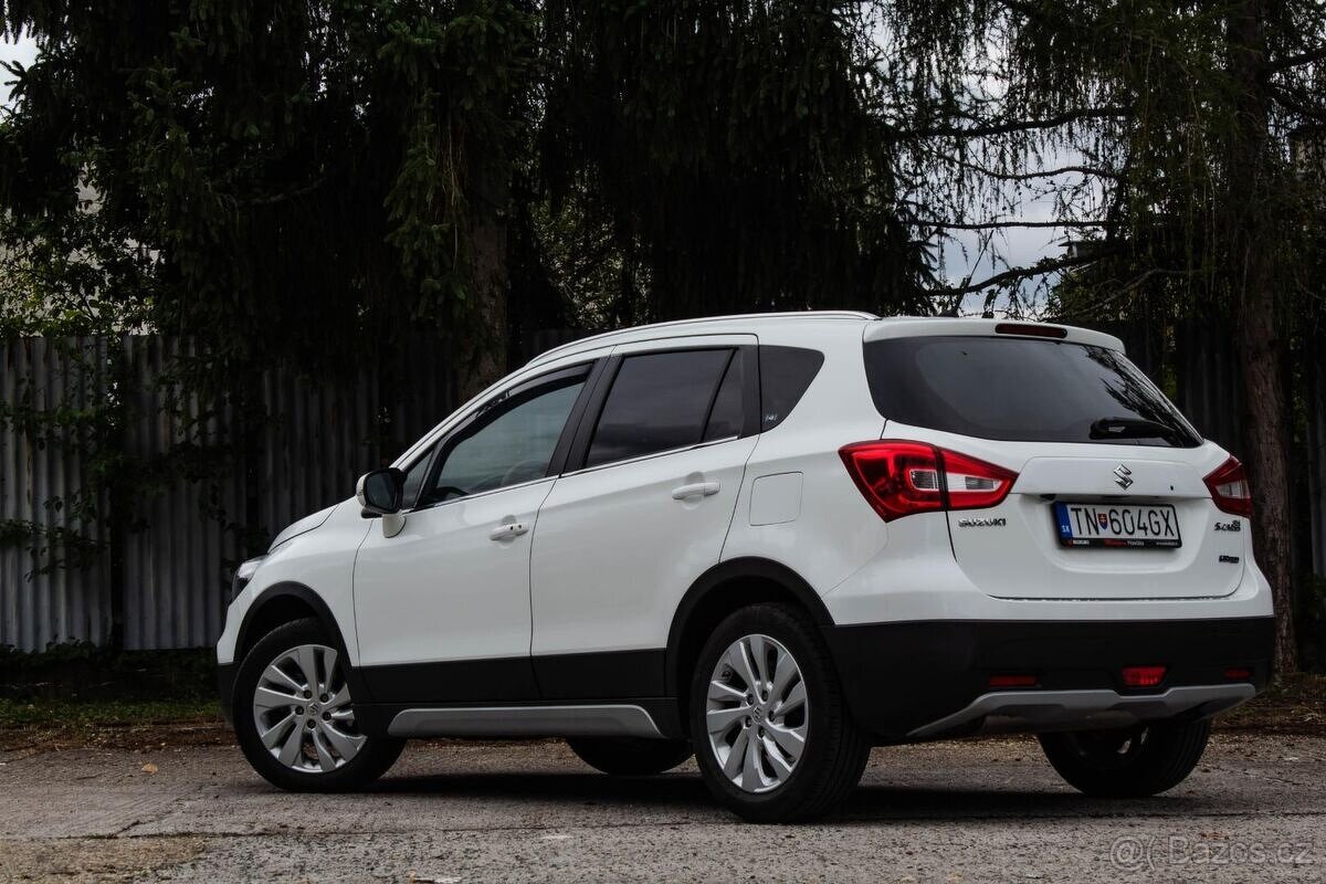 Suzuki SX4 - 5