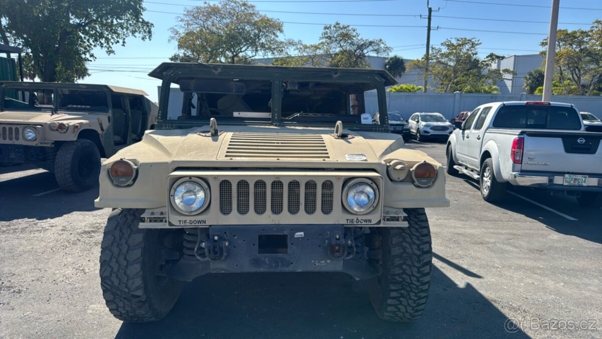 Hummer H1 Humvee M1151 Slantback