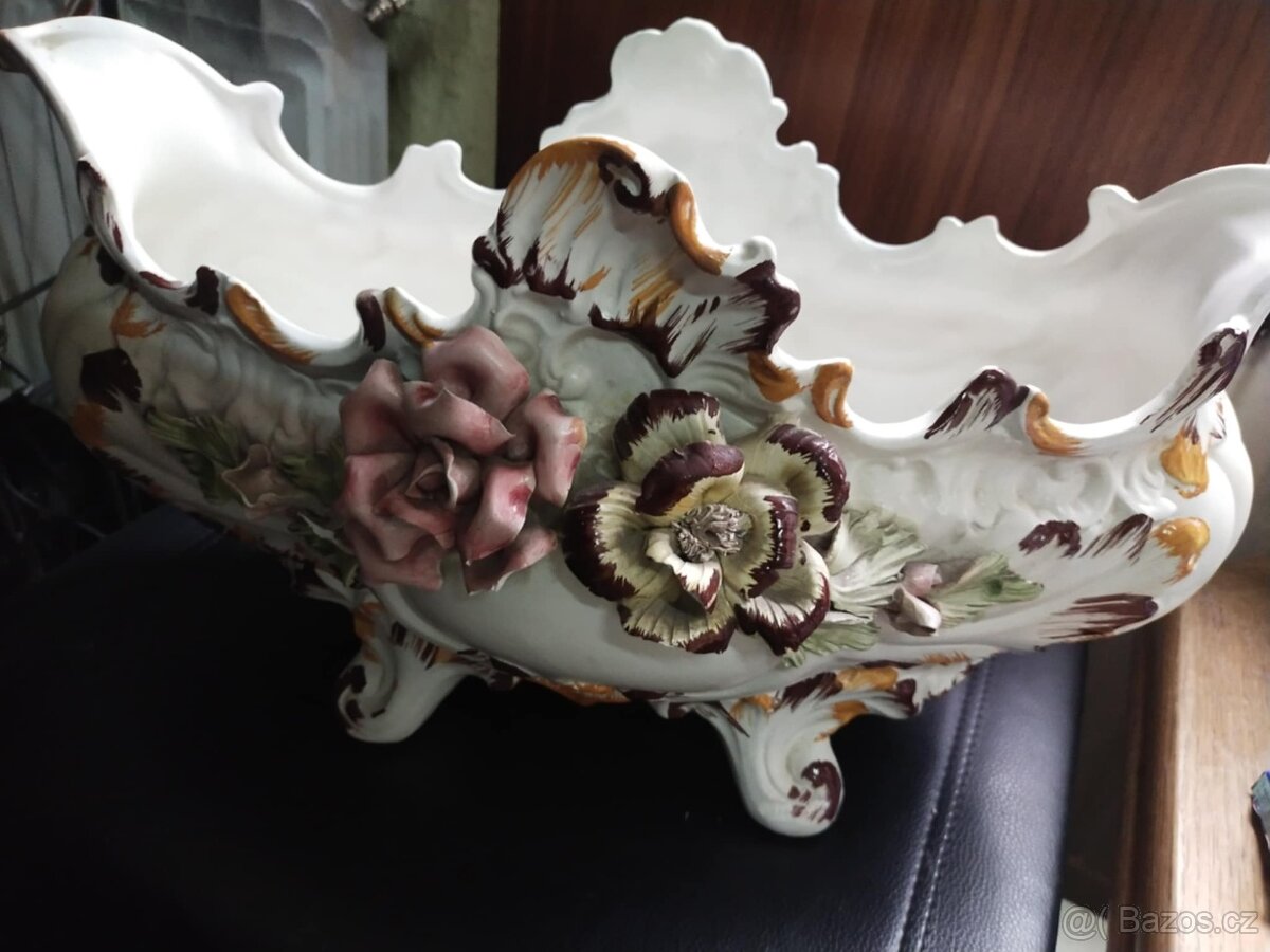 Starožitná gigantická porcelánová mísa ve tvaru Gondoly. - 5