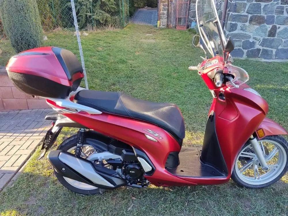 Honda SH 350 i ABS, TC (2021) kufr, CZ doklady VÝPRODEJ - 5