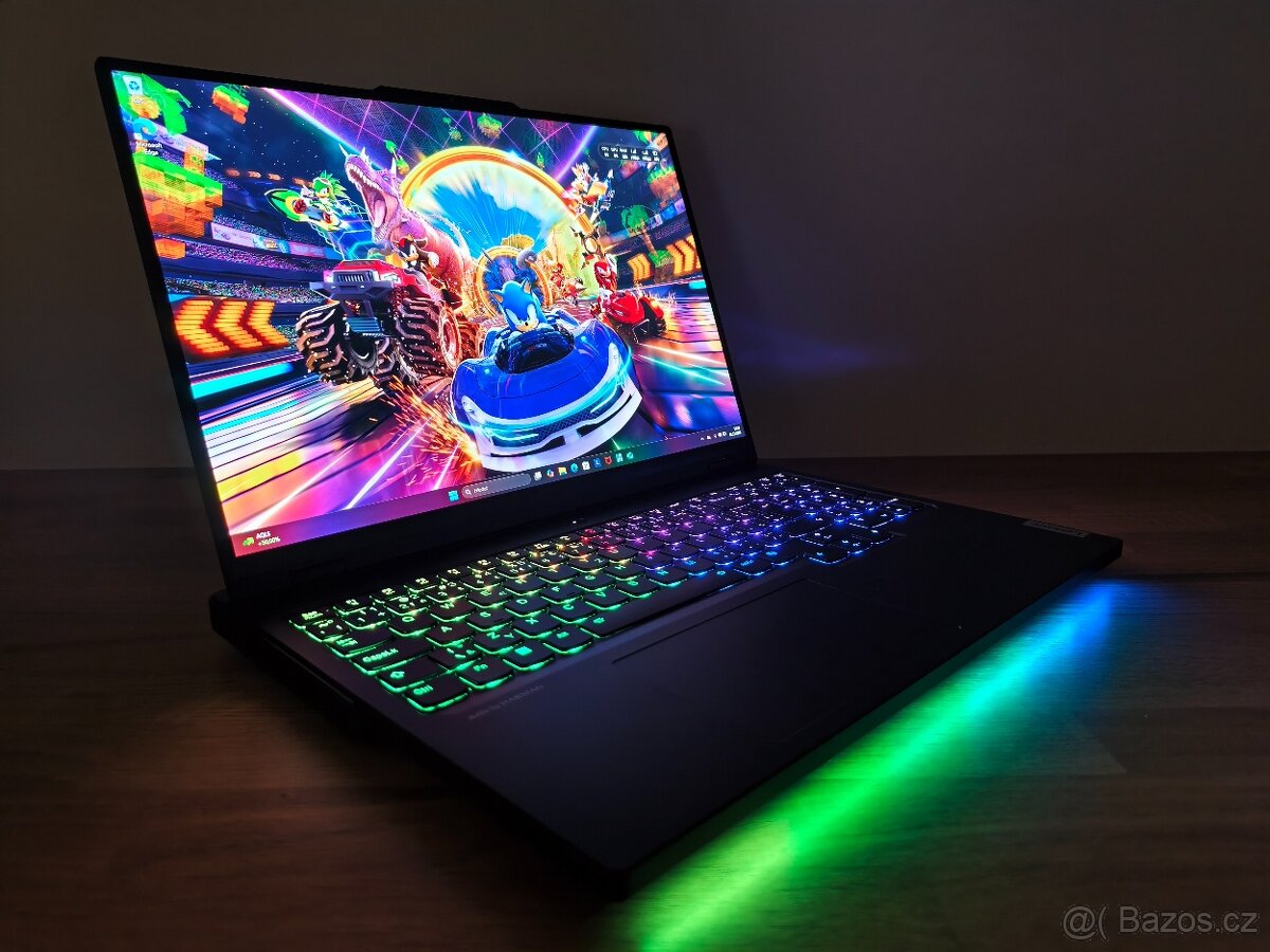 LENOVO LEGION PRO 7_i9-14900HX_32GB_RTX 4090 16GB 175W - 5