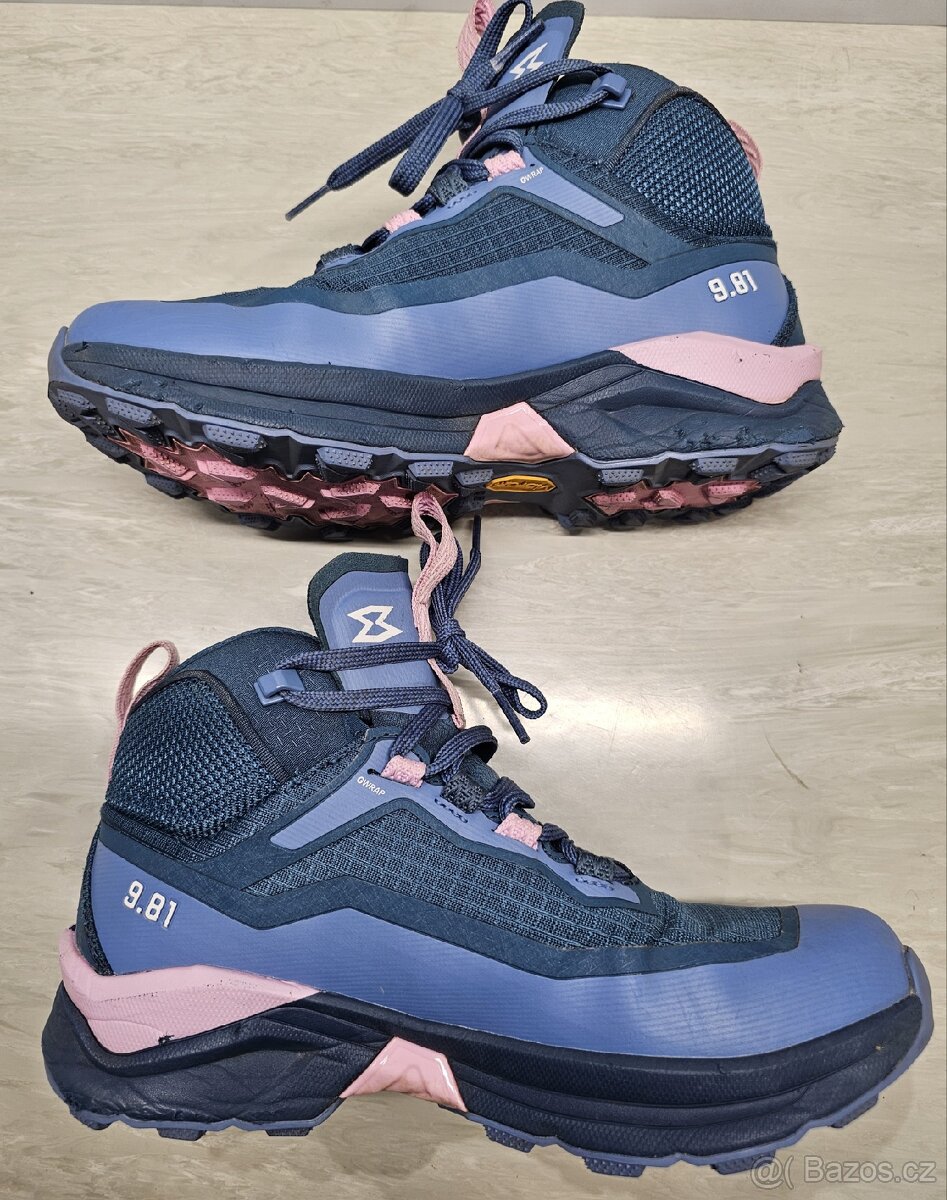 ŠPIČKOVÉ DÁMSKÉ TURISTICKÉ BOTY GARMONT GTX PC 5200,- - 5