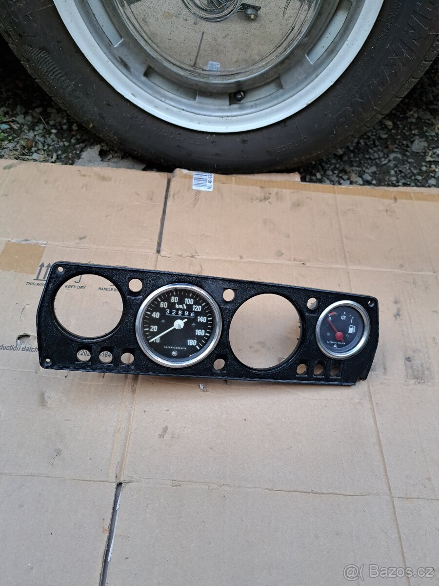 Přístrojová deska škoda 120 LS - 5