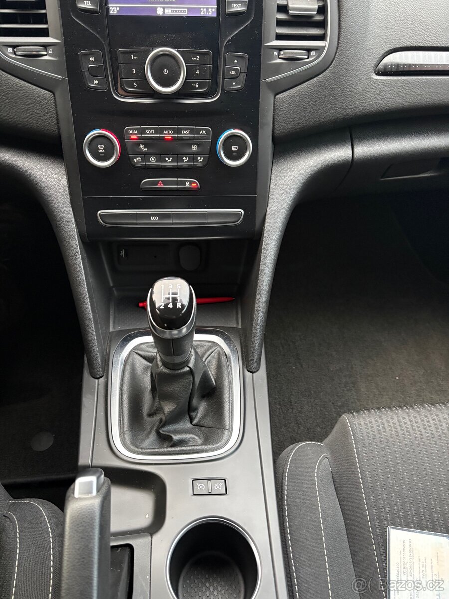 Renault Megane 1,6 84kW r.v. 2016, koupeno v ČR, 1. majitel - 5