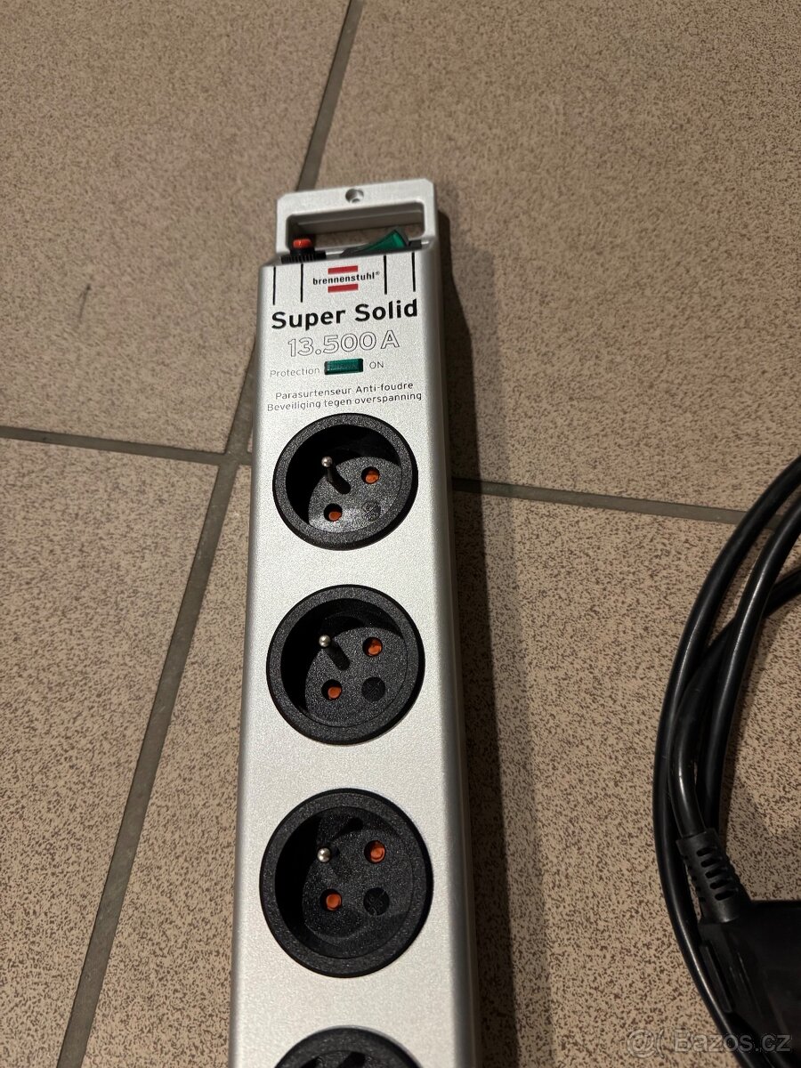 BRENNENSTUHL Super Solid - 8 zásuvek, 2,5 m TOP STAV - 5