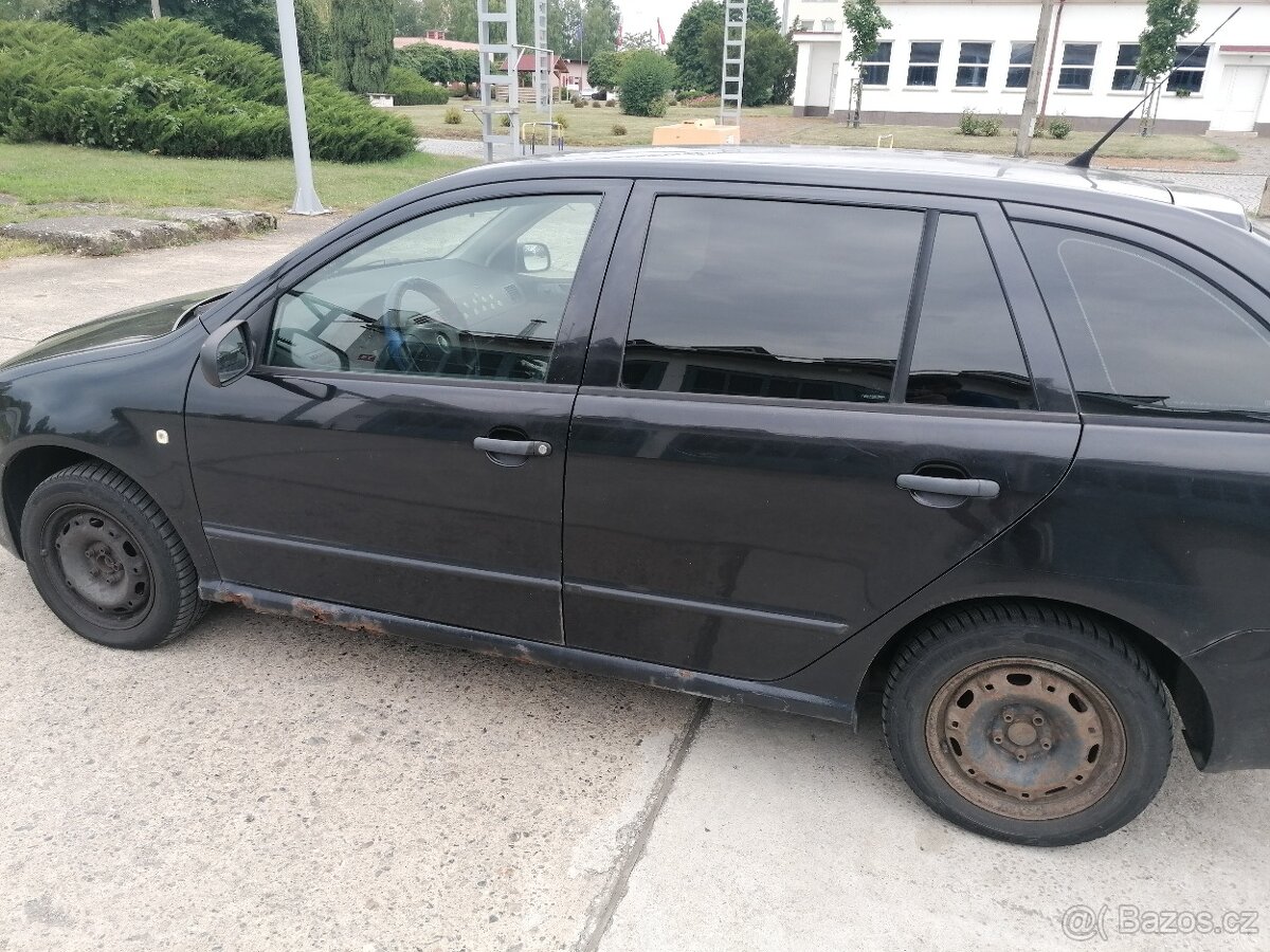 Škoda Fabia - 5