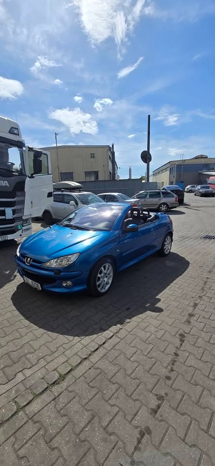 PEUGOT 206CC 2,0 - 5