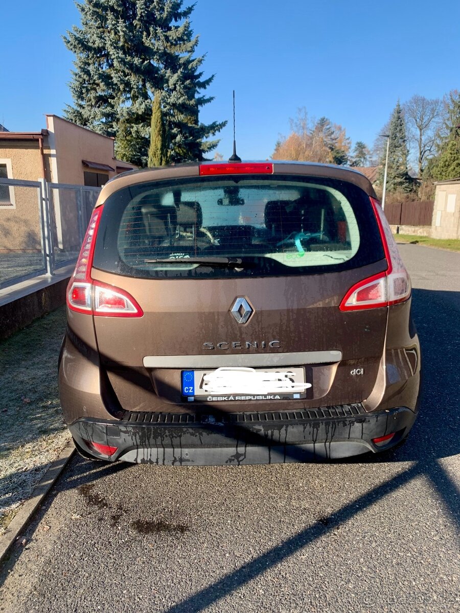 Renault Scenic 1.9 dCi rok 2010 - 5