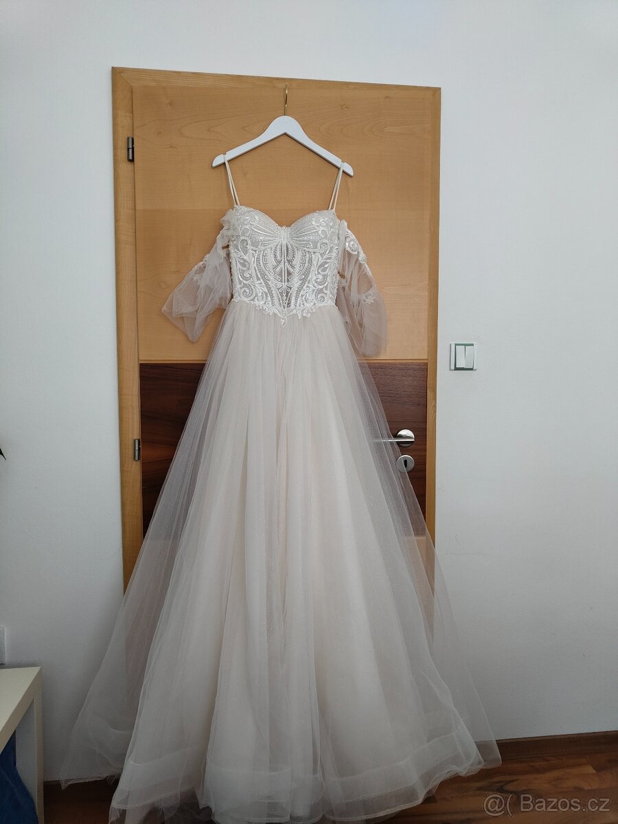 Elegantní svatební šaty - 5