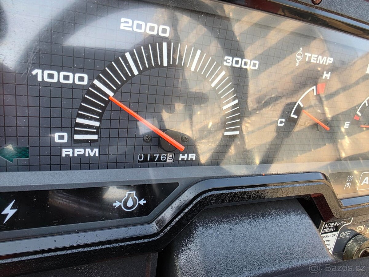 HINOMOTO NX201/KUBOTA GT3 - 5