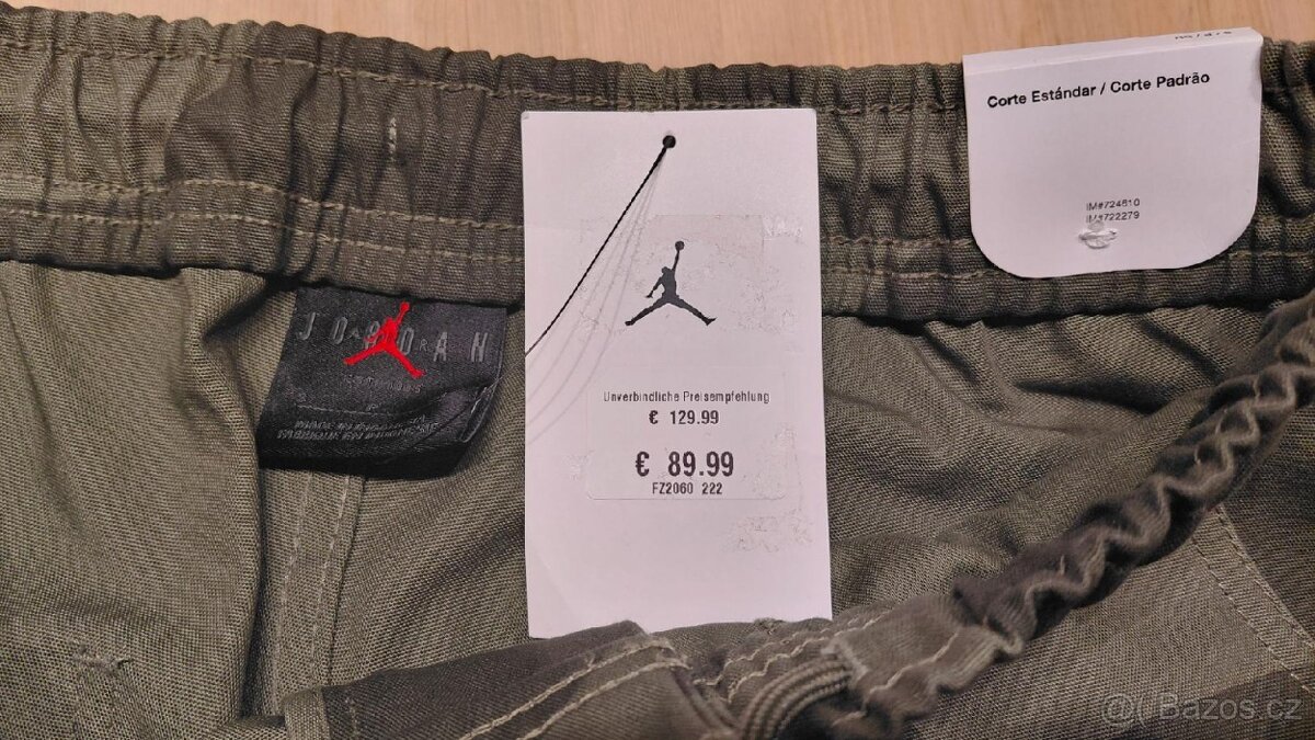 Nové juniorské kapsáče Nike Jordan vel. S, Levně - 5