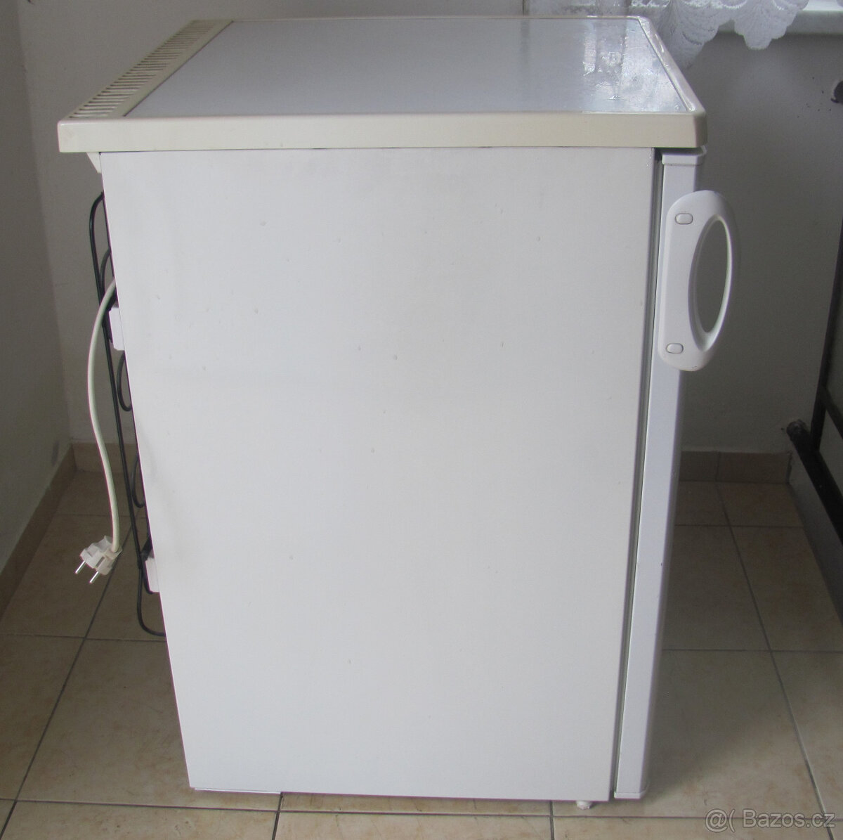 CHLADNIČKA S MRAZNIČKOU ELECTROLUX - A+ - 85cm - 5