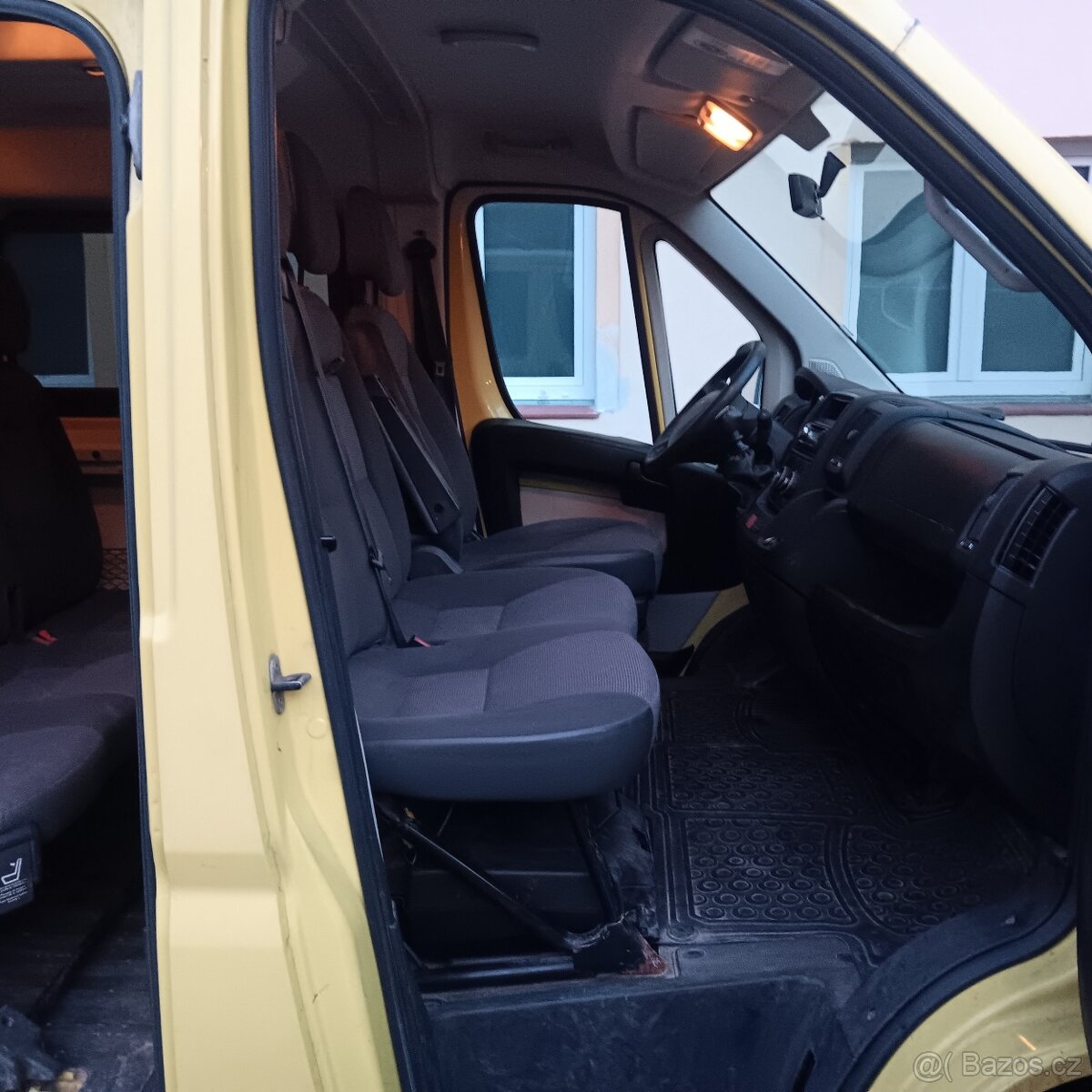 Boxer r.v.2012 9mist - 5