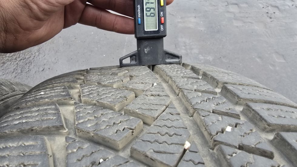 Zimní pneu 225/55/16 Continental - 5