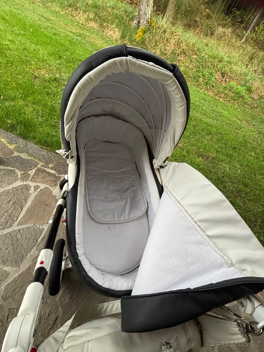 Adamex kočár, zn. specha (Praha, C.Budejovice a okoli) - 5