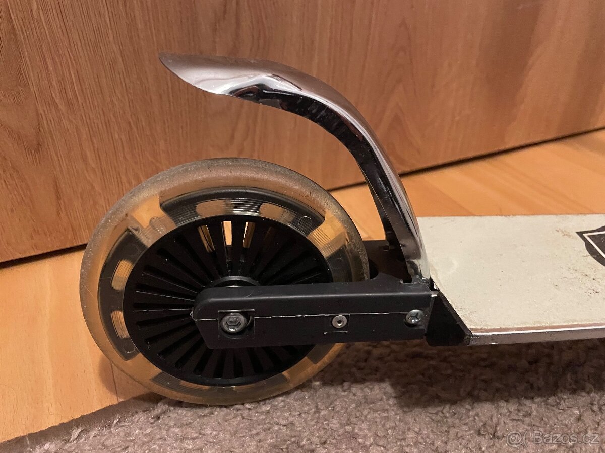 Koloběžka Xootz - 5