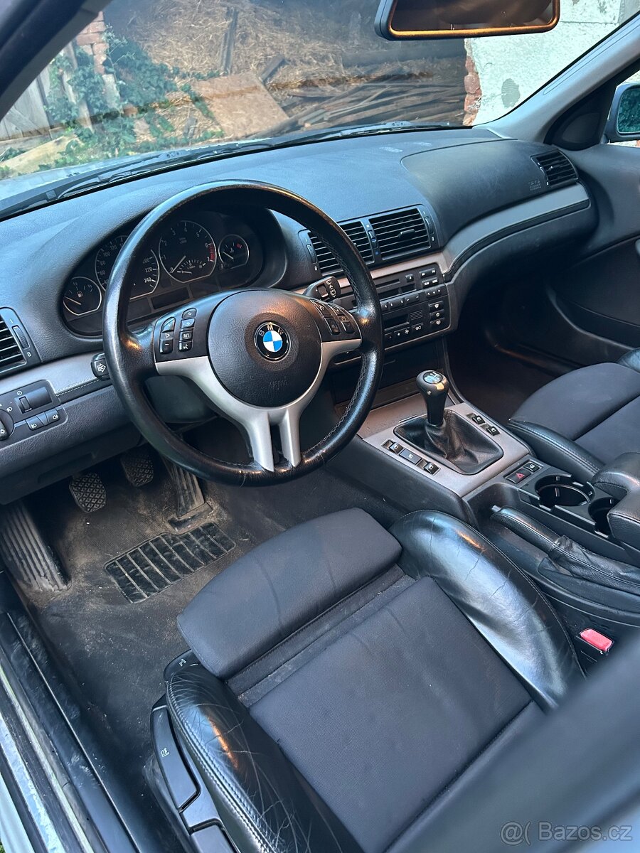 BMW e46 330i touring - 5