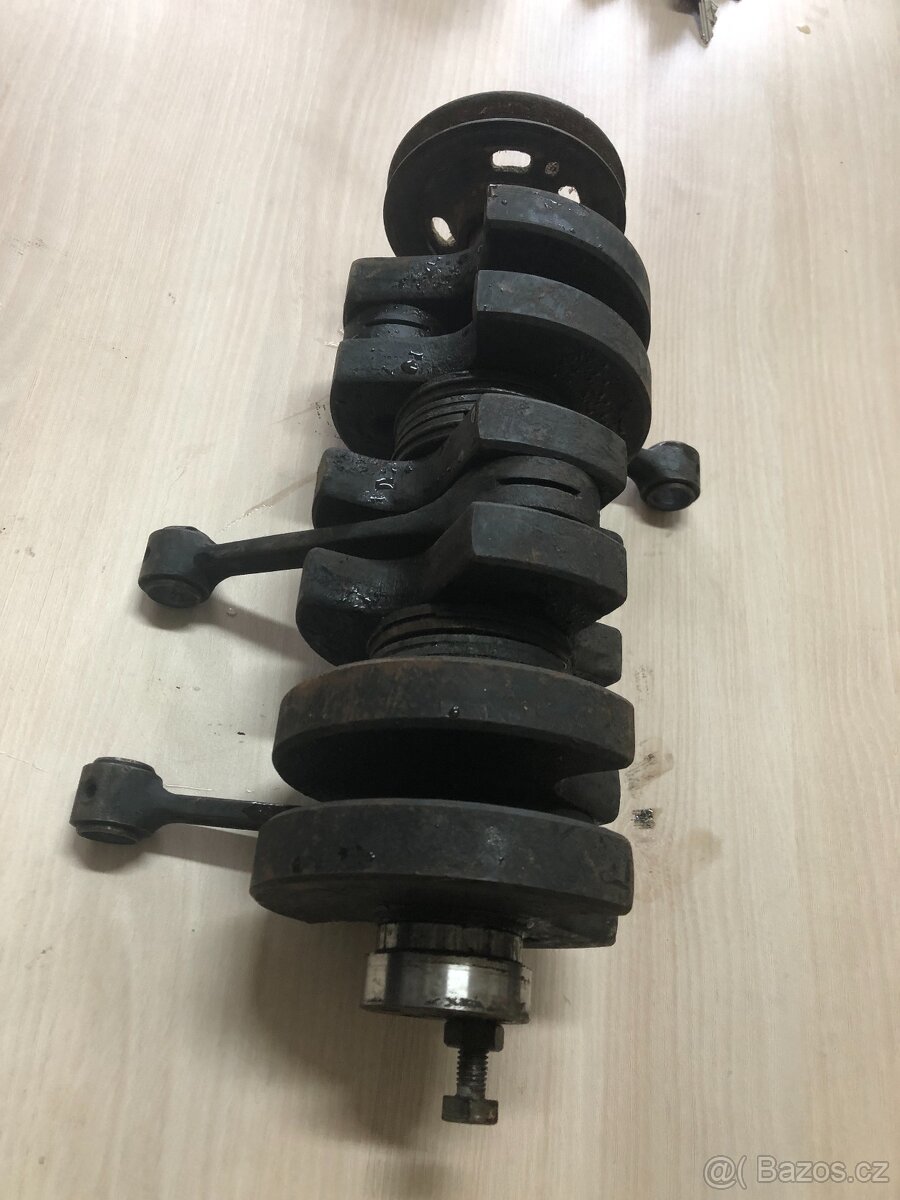 Wartburg 900 kliková hřídel - 5