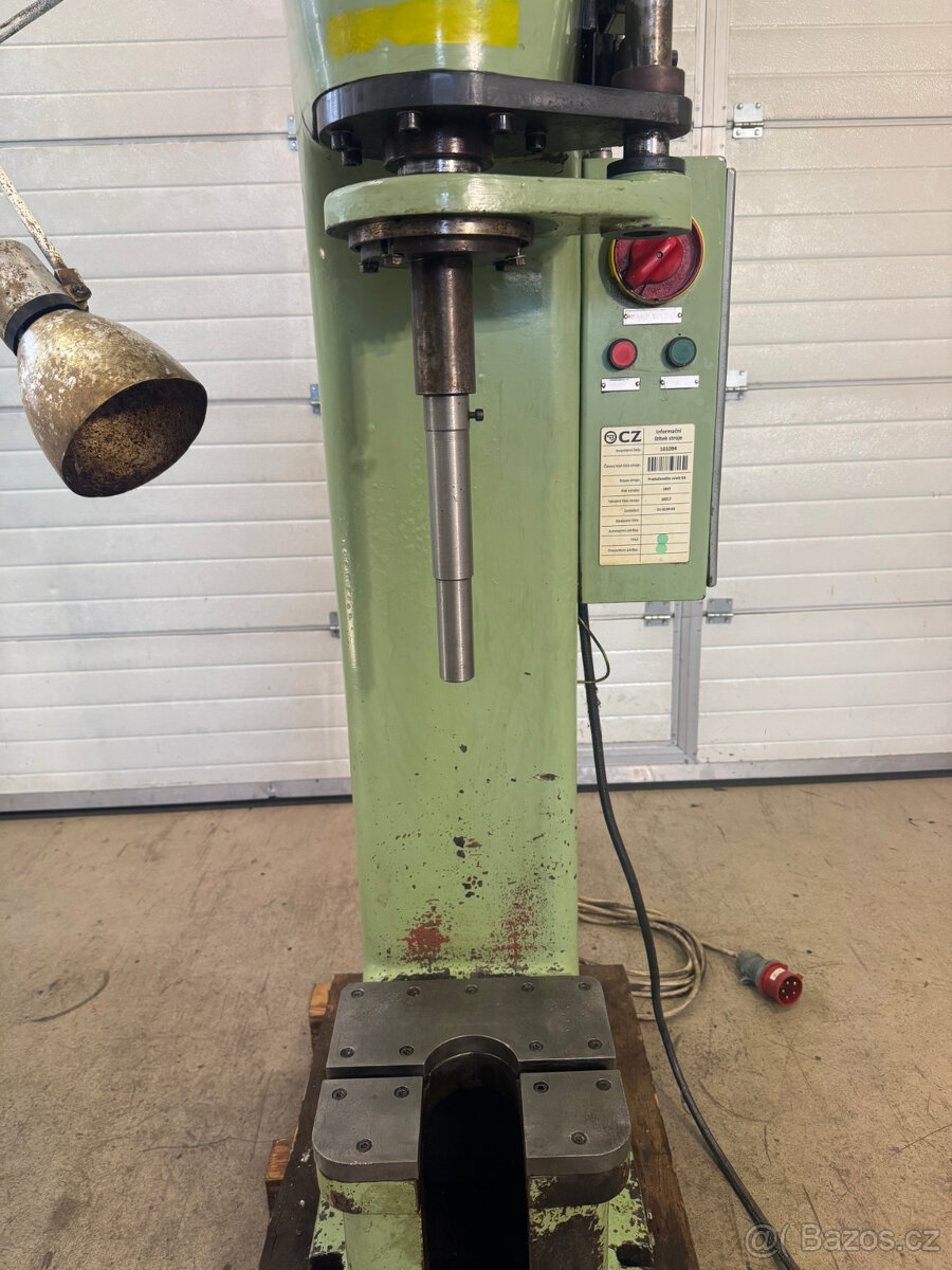 Hydraulický lis G4 - 5