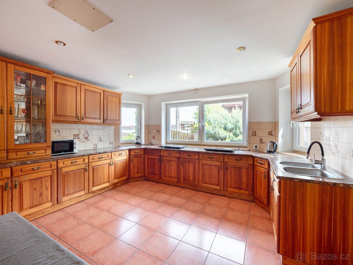 Pronájem 3 domů - 5