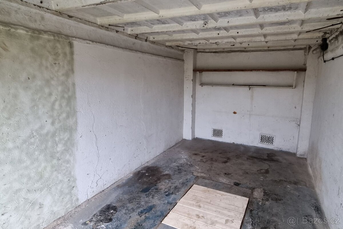 Pronájem Garáže 18 m2 Pardubice - Rybitví - 5