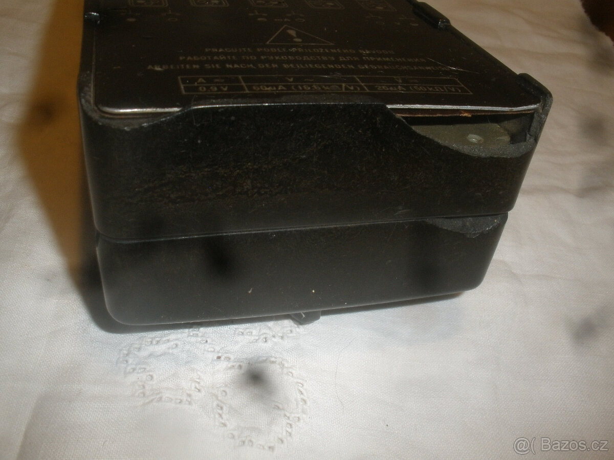 Starý měřící přístroj DU 10 - 5